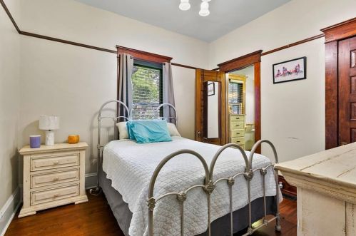 1094 Colquitt Ave, Atlanta GA  30307-1945 exterior