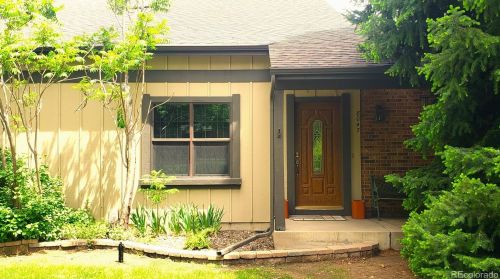 8047 Phillips Cir, Englewood, CO 80112-3232