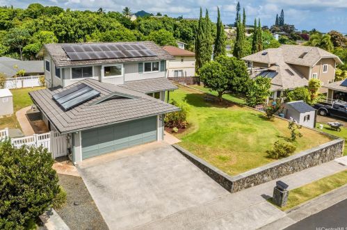 46-313 Nahewai St, Kaneohe, HI 96744-4153