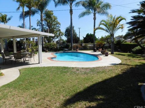 619 Fann Pl, Anaheim, CA 92804-2623