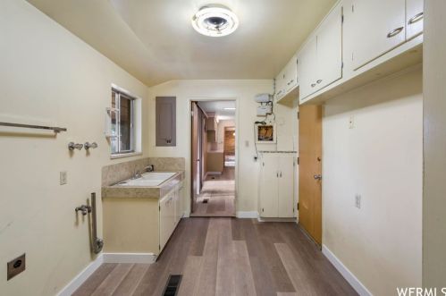 165 1000, Perry UT 84302-1541 exterior