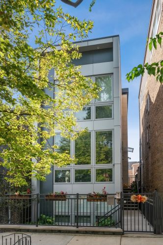 1853 Dickens Ave, Chicago, IL 60614-3907