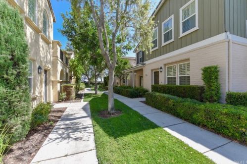 8142 Garden Gate St, Chino, CA 91708-9306