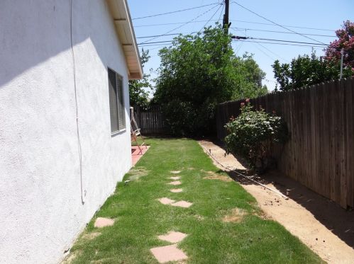 1528 Rosehill Dr, Riverside CA  92507-0614 exterior