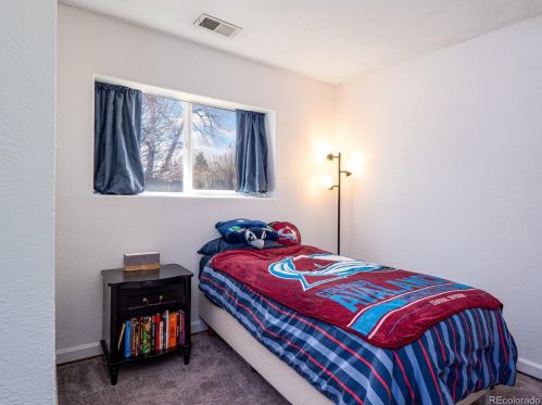 16316 Alabama Dr, Aurora CO 80017-4158 exterior