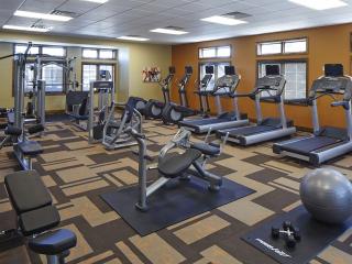 5814 Teakwood Ln, Minneapolis MN  55442-1433 exterior