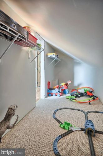 215 Cavalry Rd, Carlisle PA  17013-1606 exterior