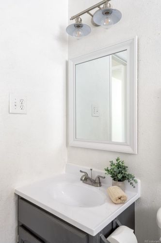 2850 21 Ave, Denver CO  80211-5073 exterior