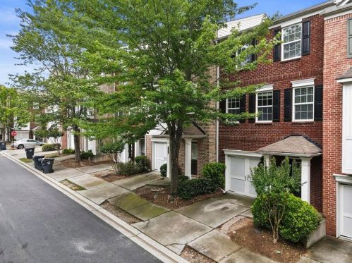 2200 Landing Walk Dr, Duluth, GA 30097-4371