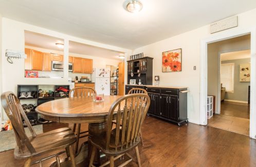 230 Elm St, Sycamore IL  60178-1931 exterior