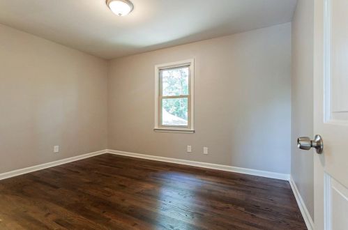 810 Mabry Rd, Atlanta GA  30328-2662 exterior