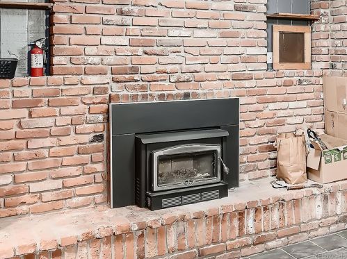 628 Naples Way, Aurora CO 80011-4550 exterior