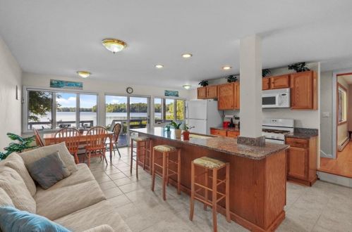 64 Gold Mine Rd, Glocester, RI 02814-1754
