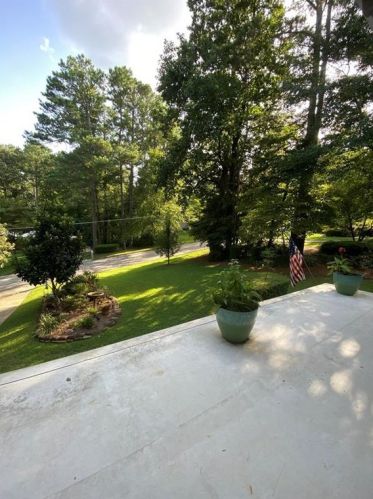 3870 Foxford Dr, Atlanta GA  30340-4407 exterior