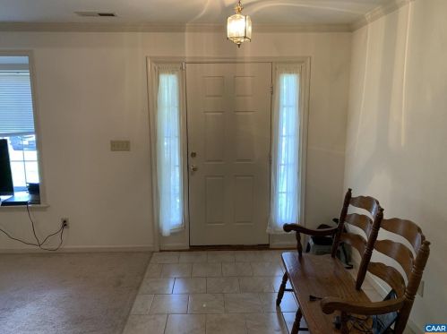 1412 Ashland Dr, Charlottesville, VA 22911-8280