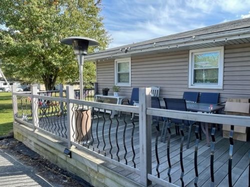 1200 Sioux Ct, Mokena, IL 60451-2848
