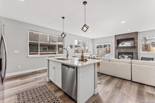 925 Raleigh St, Denver CO  80204-2955 exterior
