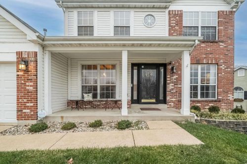 300 Autumn Peak Dr, Fenton, MO 63026-3953