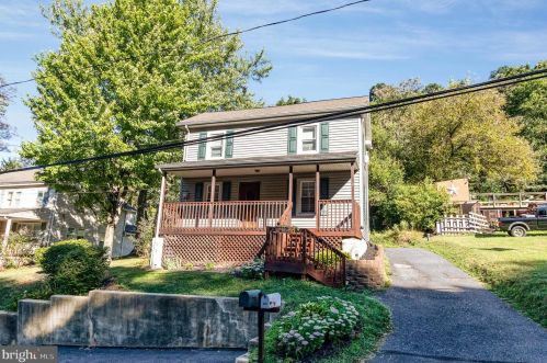 908 Roberts Valley Rd, Harrisburg, PA 17110-1758