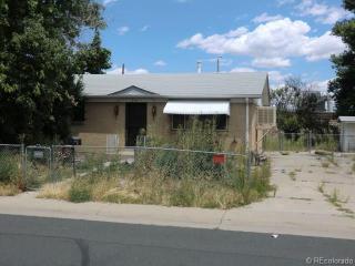 8154 Sherman St, Denver, CO 80221-4570