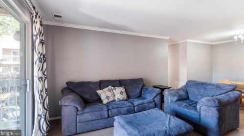 363 Silvia St, Trenton NJ 08628-3237 exterior