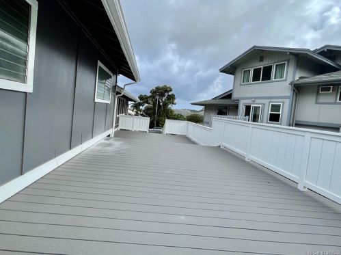 810 Kiaala Pl, Honolulu HI  96825-3023 exterior