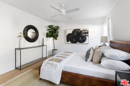 728 26th St, Santa Monica CA  90402-3150 exterior