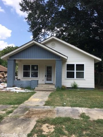 314 Oliver St, Conway, AR 72034-6541