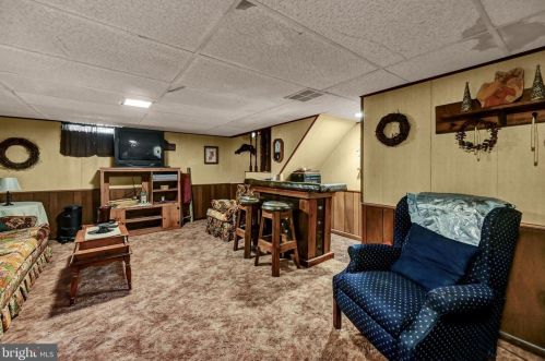 934 Walnut St, Hanover PA 17331-1523 exterior