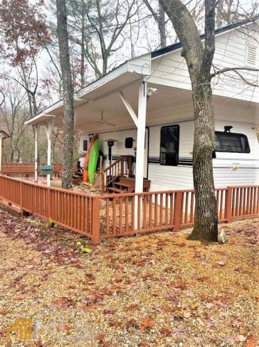 1169 Mountain Shadows Dr, Cleveland, GA 30528-1765