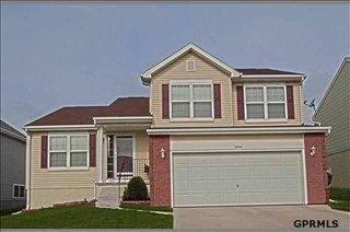 6966 88th Ave, Omaha, NE 68122-5218
