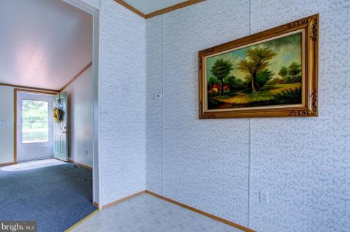 208 Bent Pine Ct, Lancaster PA  17603-2180 exterior