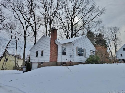 11 Reed St, Vernon, CT 06066-3731