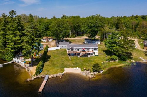 21 Fox Rd, Wakefield, NH 03887-6009