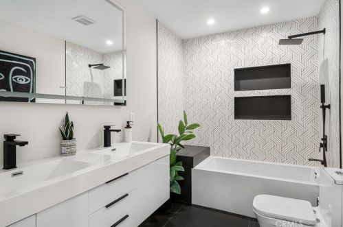 16802 Casimir Ave, Torrance CA  90504-2804 exterior
