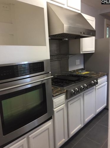1328 B Ave, Cayce-West Columbia SC  29169-6304 exterior