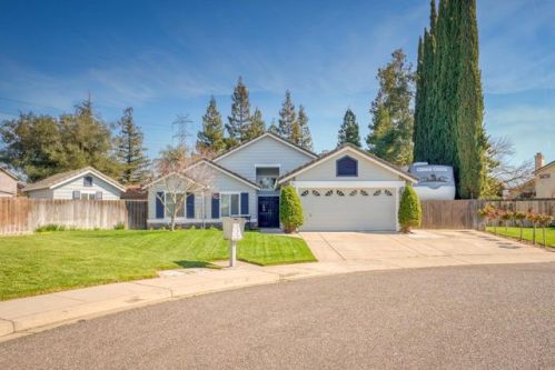 265 Pinto Creek Ct, Valley Home, CA 95361-9668