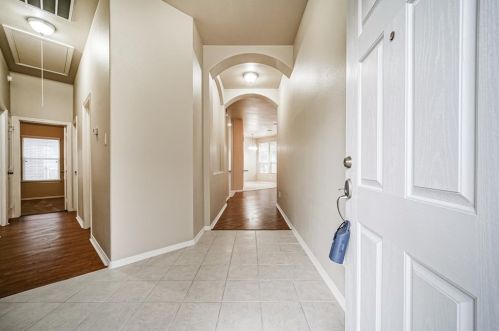 2306 Perkins Crossing Dr, Conroe TX  77304-6812 exterior