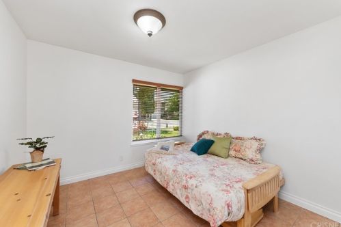 1755 Emory Ave, Simi Valley CA 93063-5005 exterior