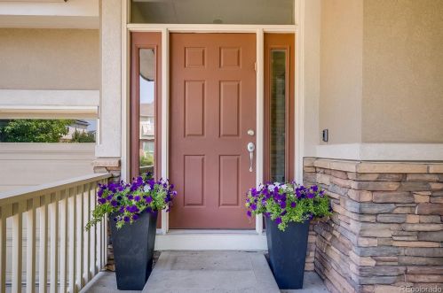 1054 Roslyn Ct, Denver, CO 80230-7091