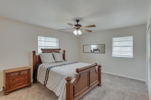 1712 Ridgmar Blvd, Fort Worth TX  76116-2048 exterior