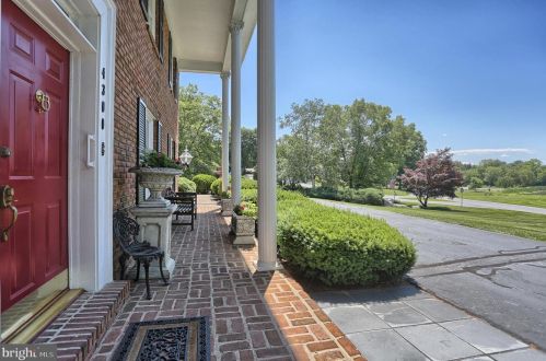 4300 Valleyview Rd, Harrisburg, PA 17112-2028
