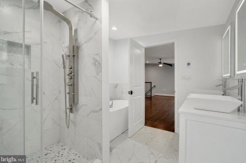 8407 Hartford Ave, Silver Spring MD  20910-5311 exterior