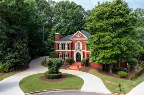 3029 Golf Crest Ln, Holly Springs, GA 30189-8197
