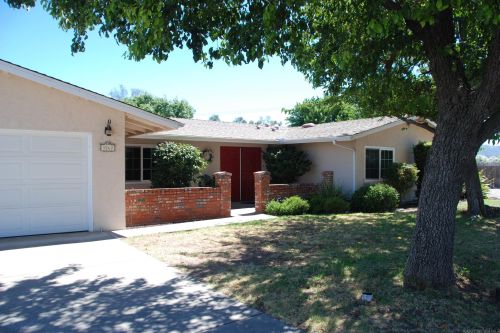 3262 Lansdown Ln, Ramona, CA 92065-3624
