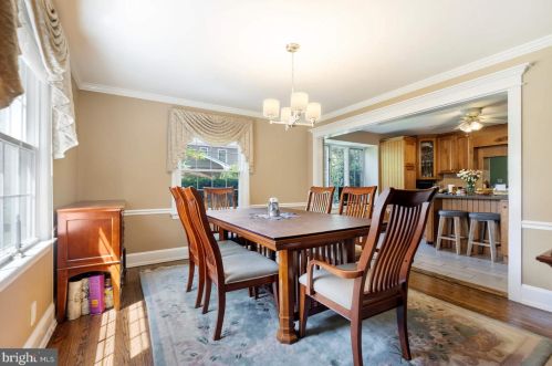 921 Warwick Rd, Tavistock NJ 08033-3928 exterior