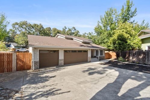 6011 Tall Brave Ct, Citrus Heights, CA 95621-8309