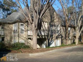 301 Mill Pond Ct, Smyrna, GA 30082-3826