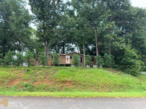 122 Resort Dr, Warner Robins, GA 31088-7913