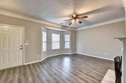 2064 Pinnacle Pointe Dr, Norcross, GA 30071-4915